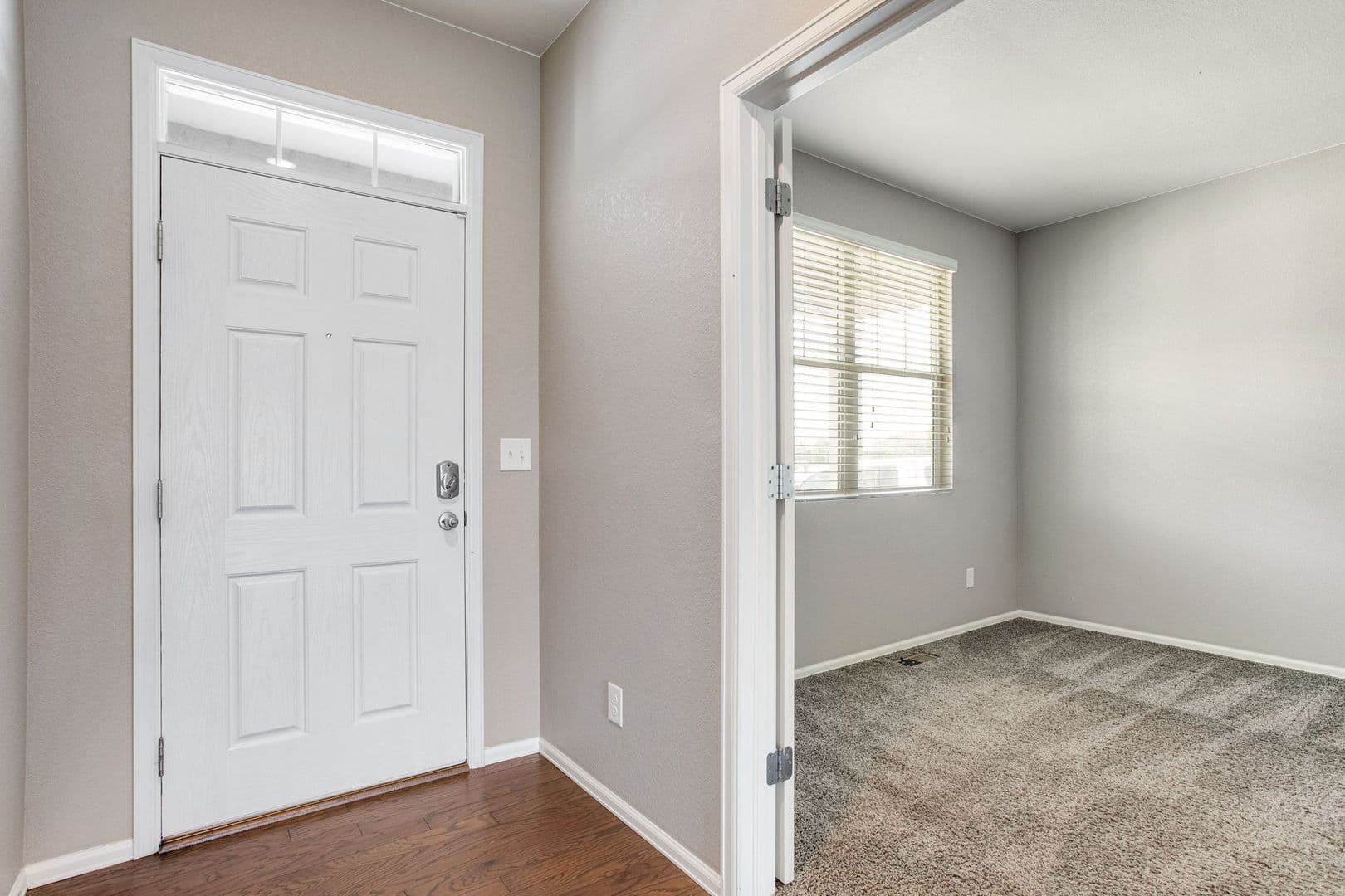 Windsor House: 912 Charlton Dr