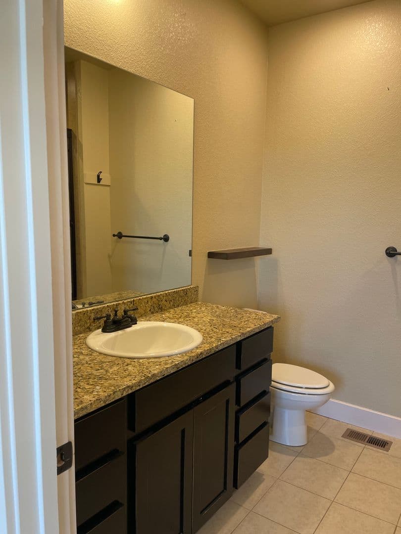 Fort Collins House: 2159 Scarecrow Rd
