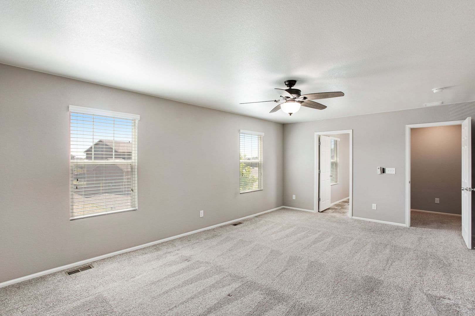 Windsor House: 912 Charlton Dr