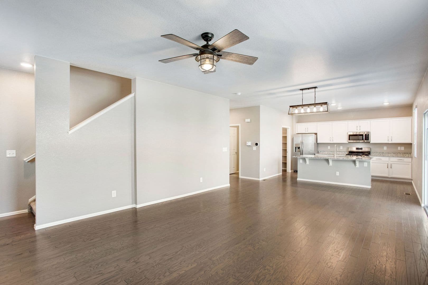 Windsor House: 912 Charlton Dr