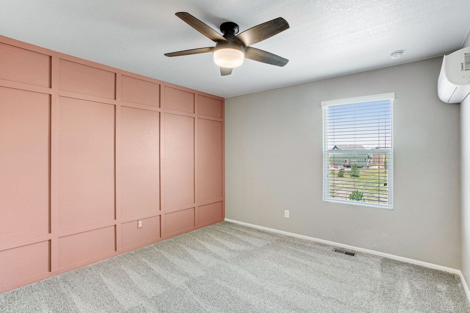 Windsor House: 912 Charlton Dr