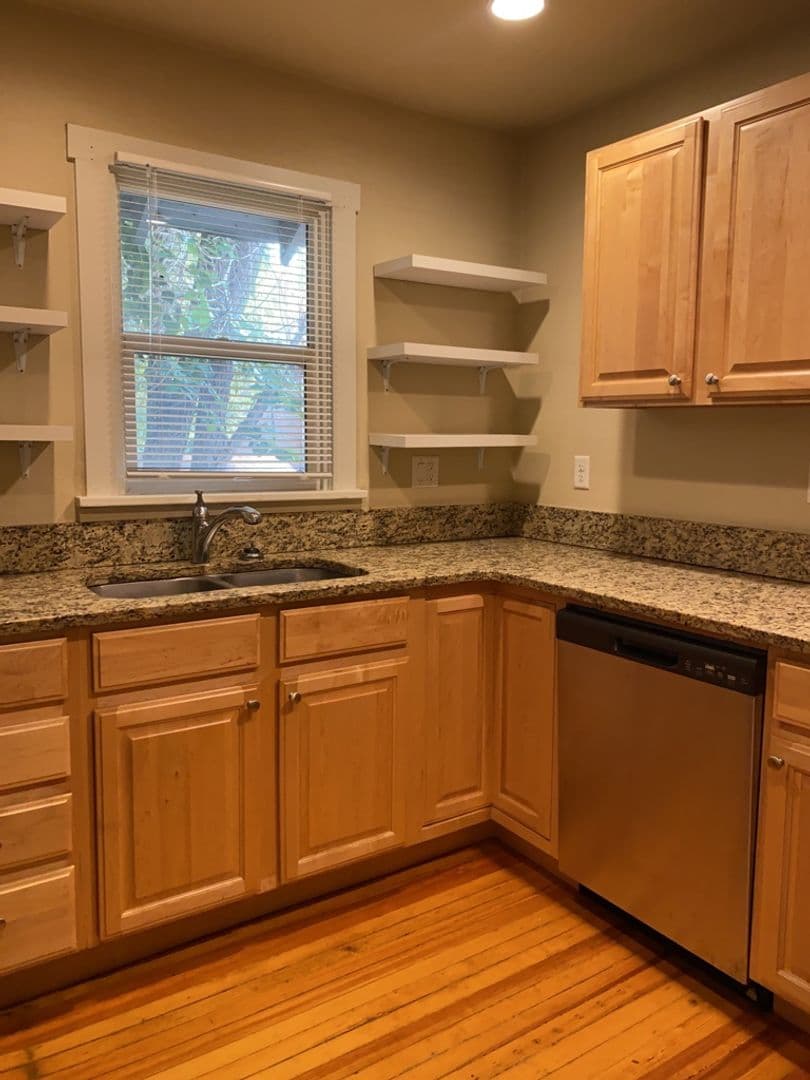 Fort Collins Apartment: 135 N Sherwood Street