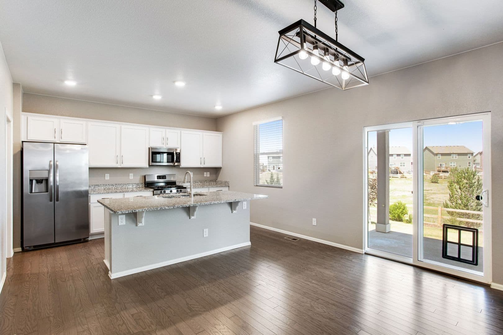 Windsor House: 912 Charlton Dr