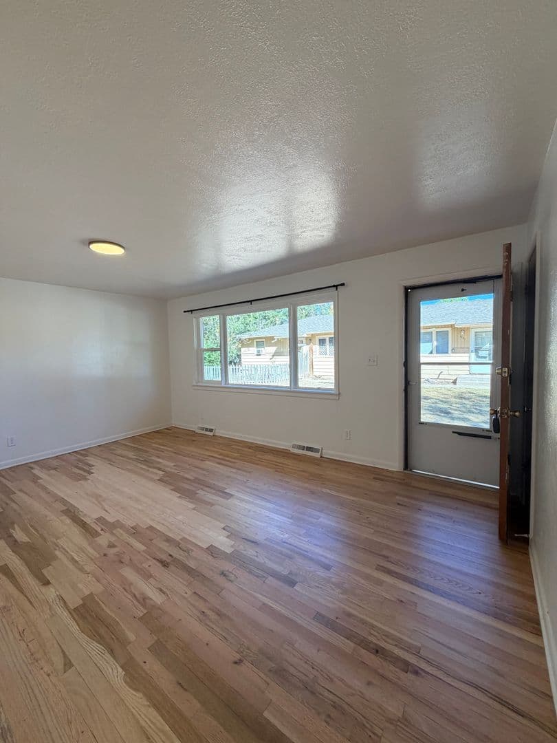 Fort Collins Apartment: 1725-1727 Morningside Dr