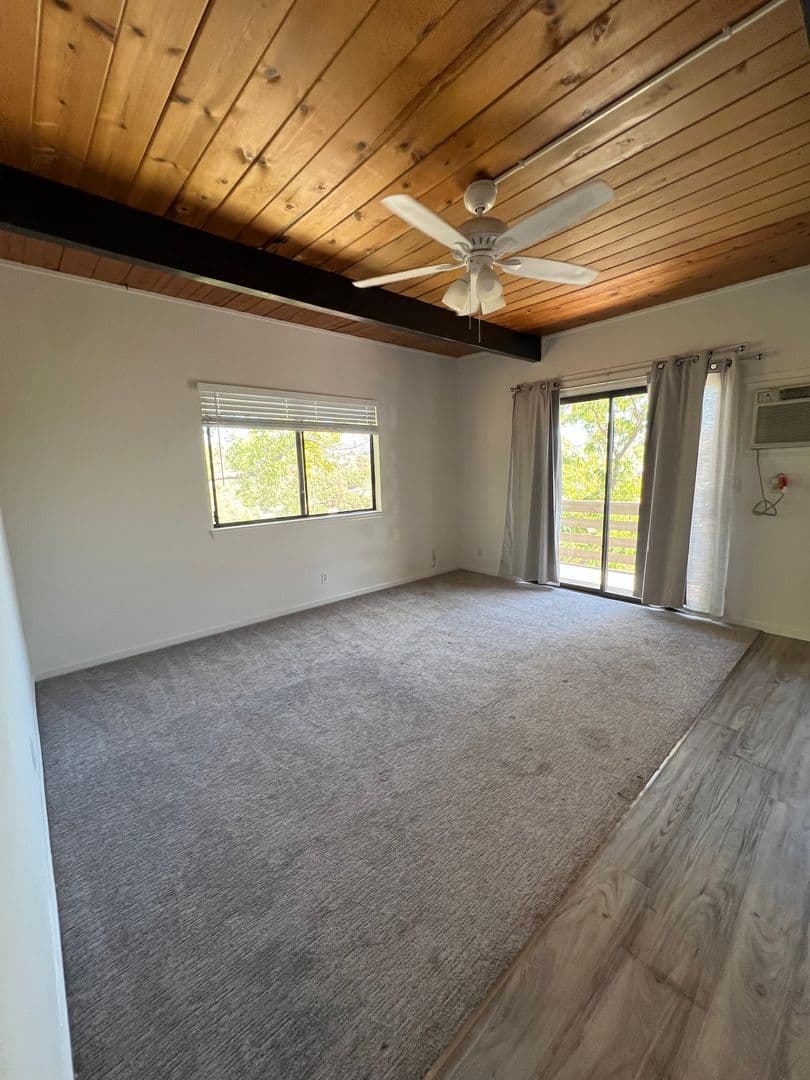 San Andreas Apartment: 342 E. St. Charles Street
