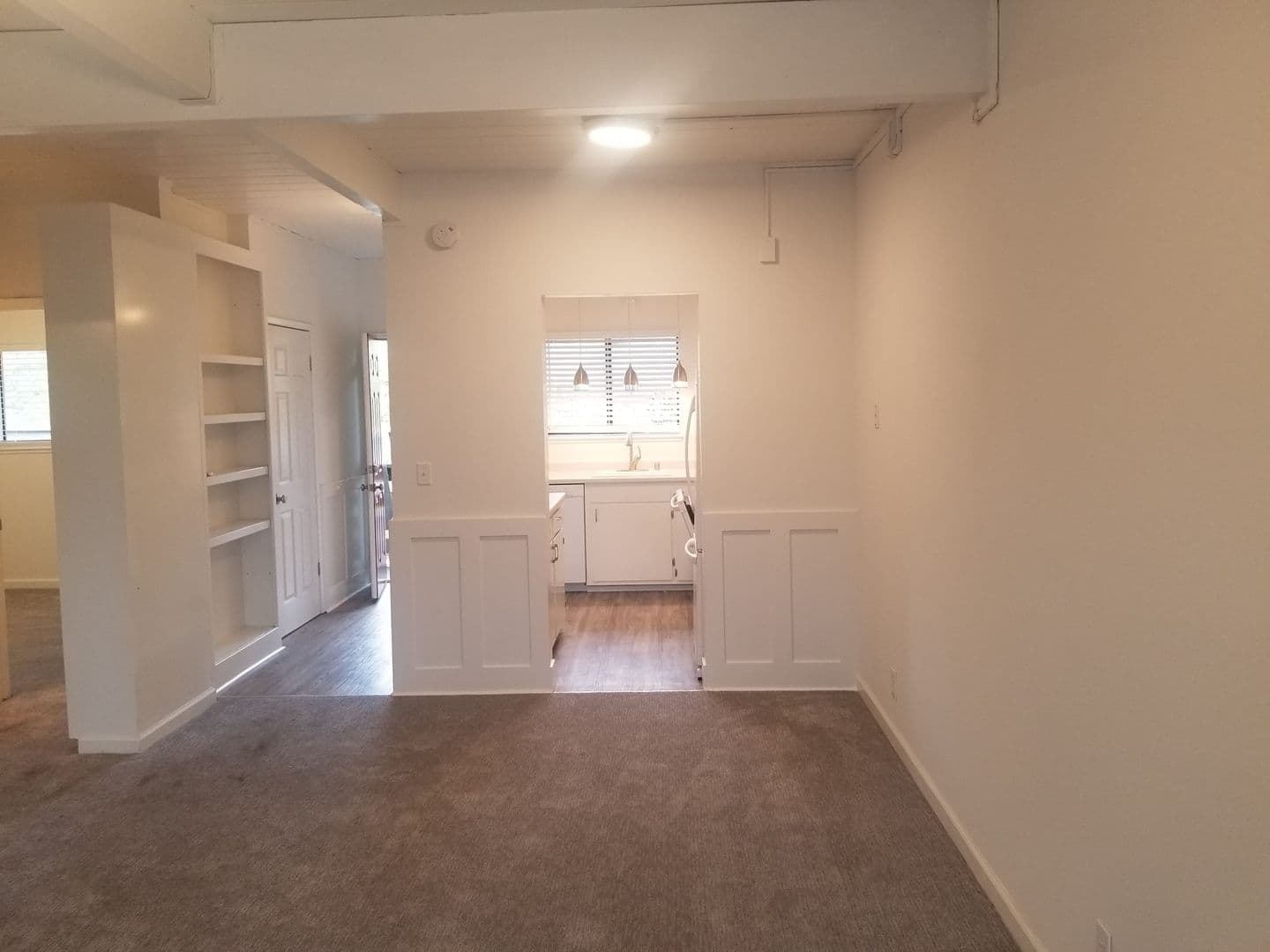 San Andreas Apartment: 342 E. St. Charles Street