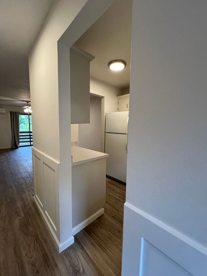 San Andreas Apartment: 342 E. St. Charles Street