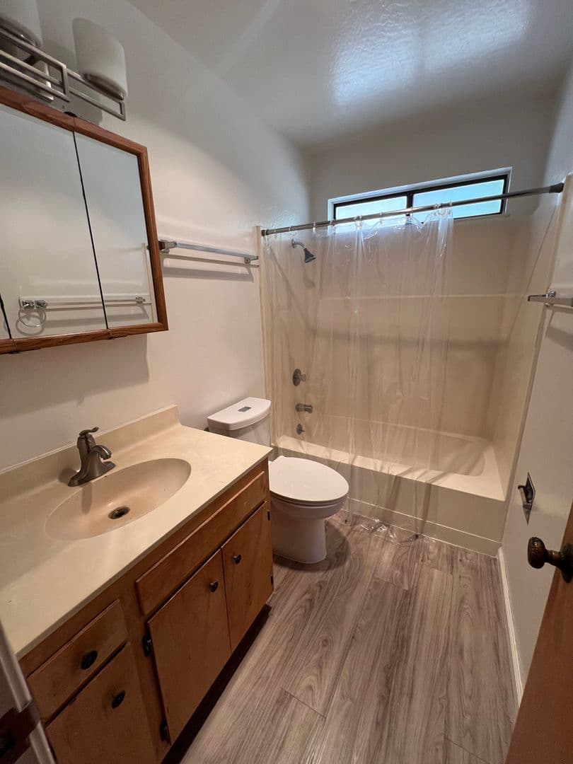 San Andreas Apartment: 342 E. St. Charles Street