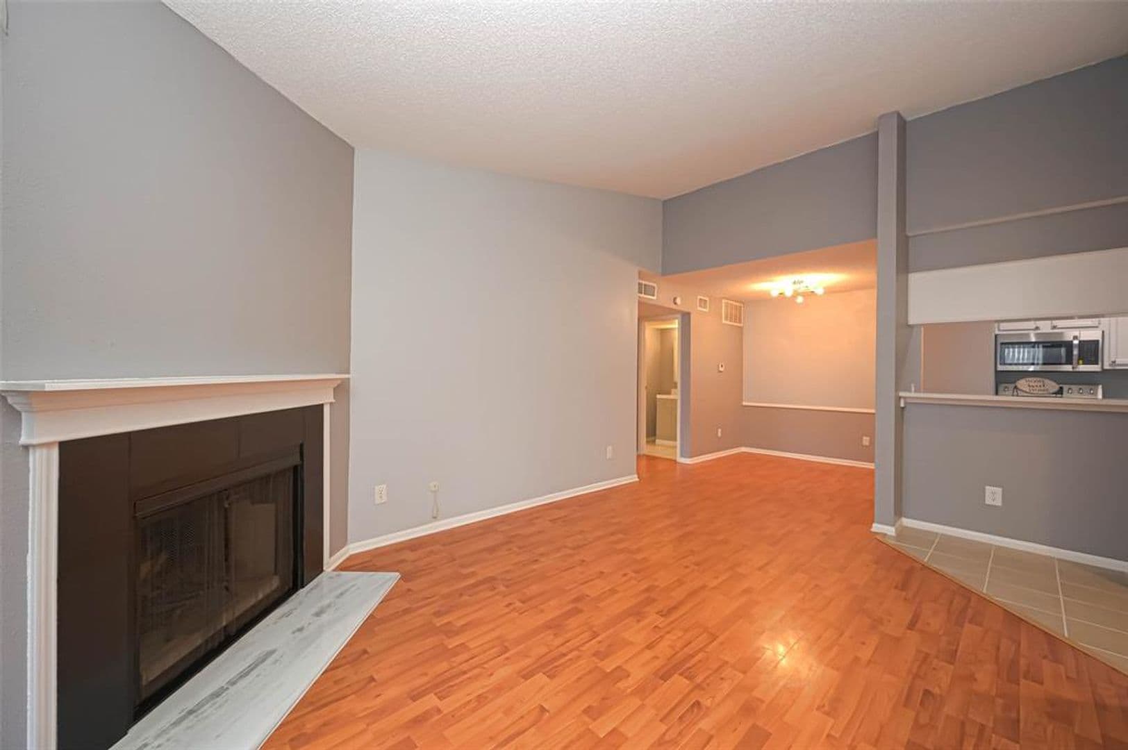Houston Condo: 2120 El Paseo St
