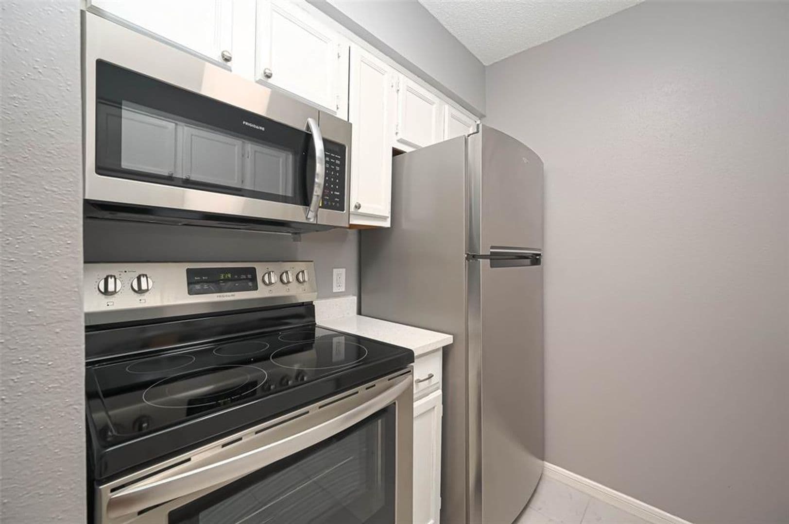 Houston Condo: 2120 El Paseo St
