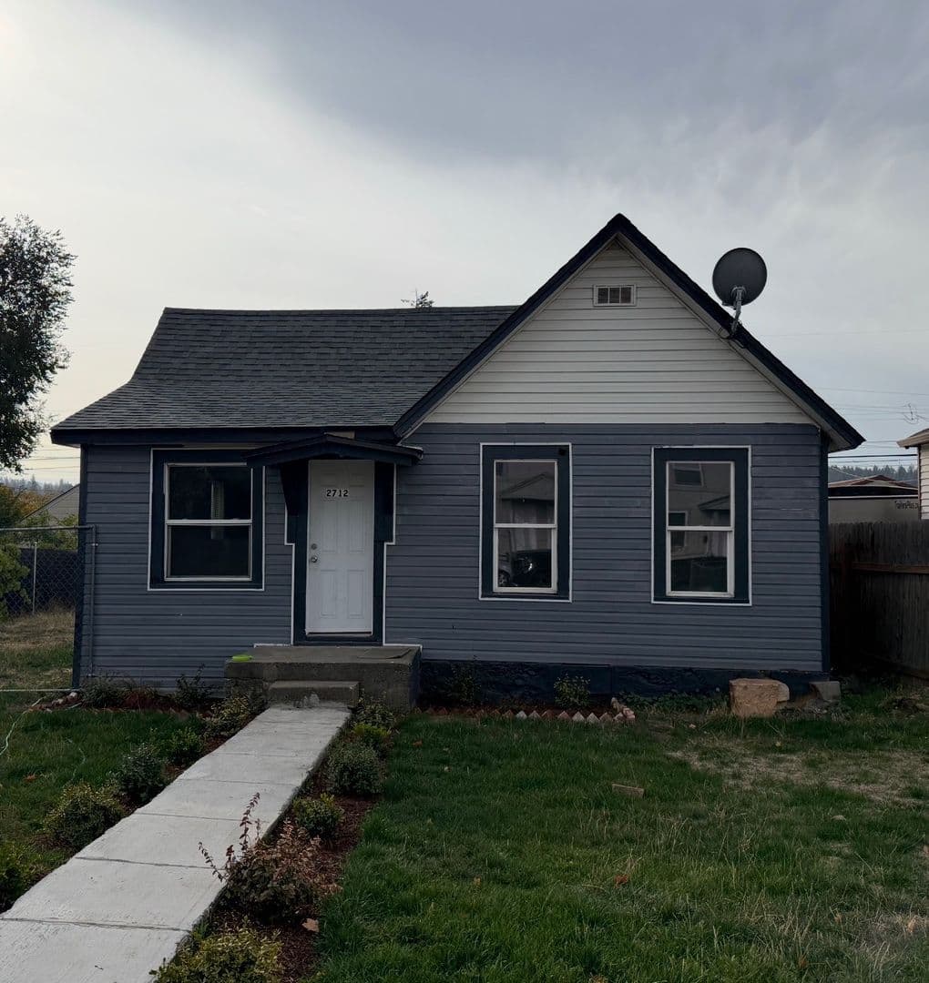 Spokane House: 2712 E Pacific Ave