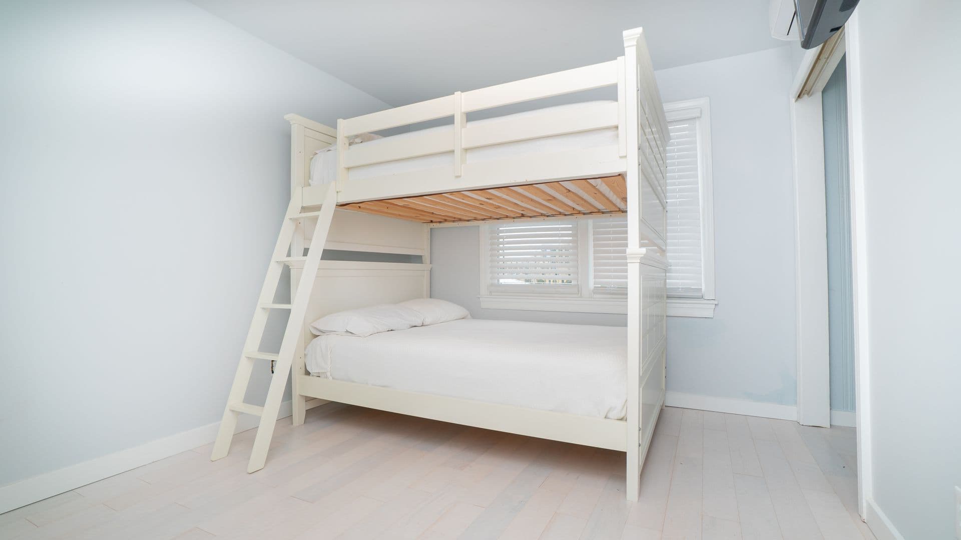 Virginia Beach Apartment: 34th Street