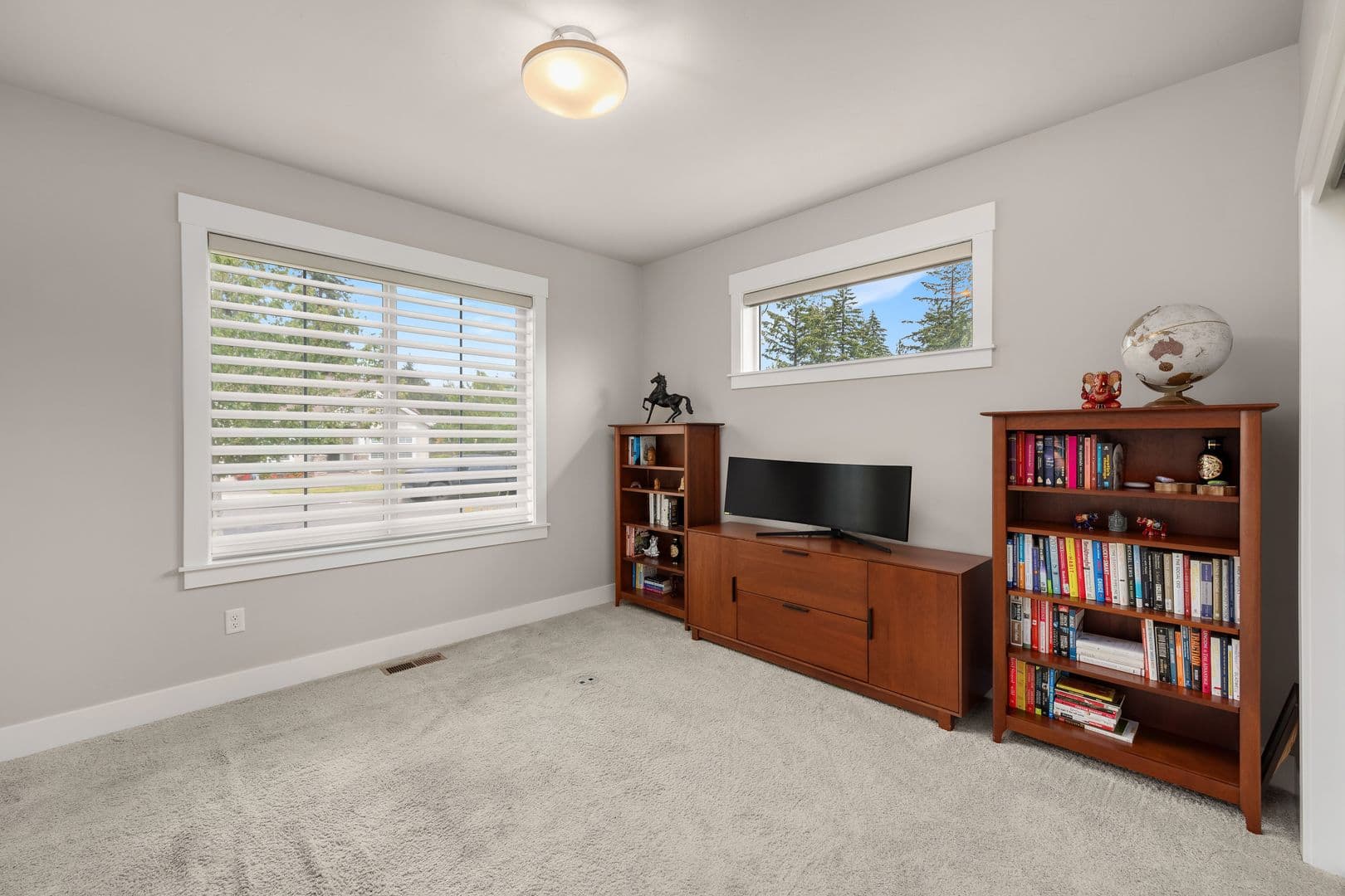 Camas House: 1776 NW Rolling Hills Dr