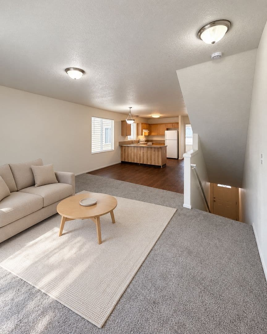 Portland Apartment: 12200 SE Ramona Street