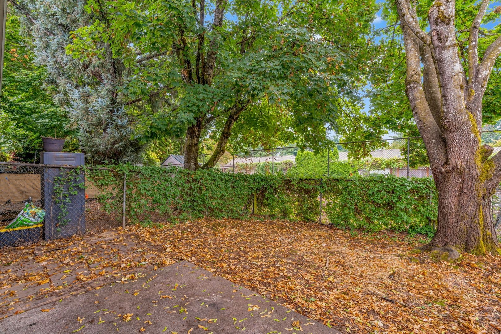 Gresham Apartment: 815 SE 223rd Ave