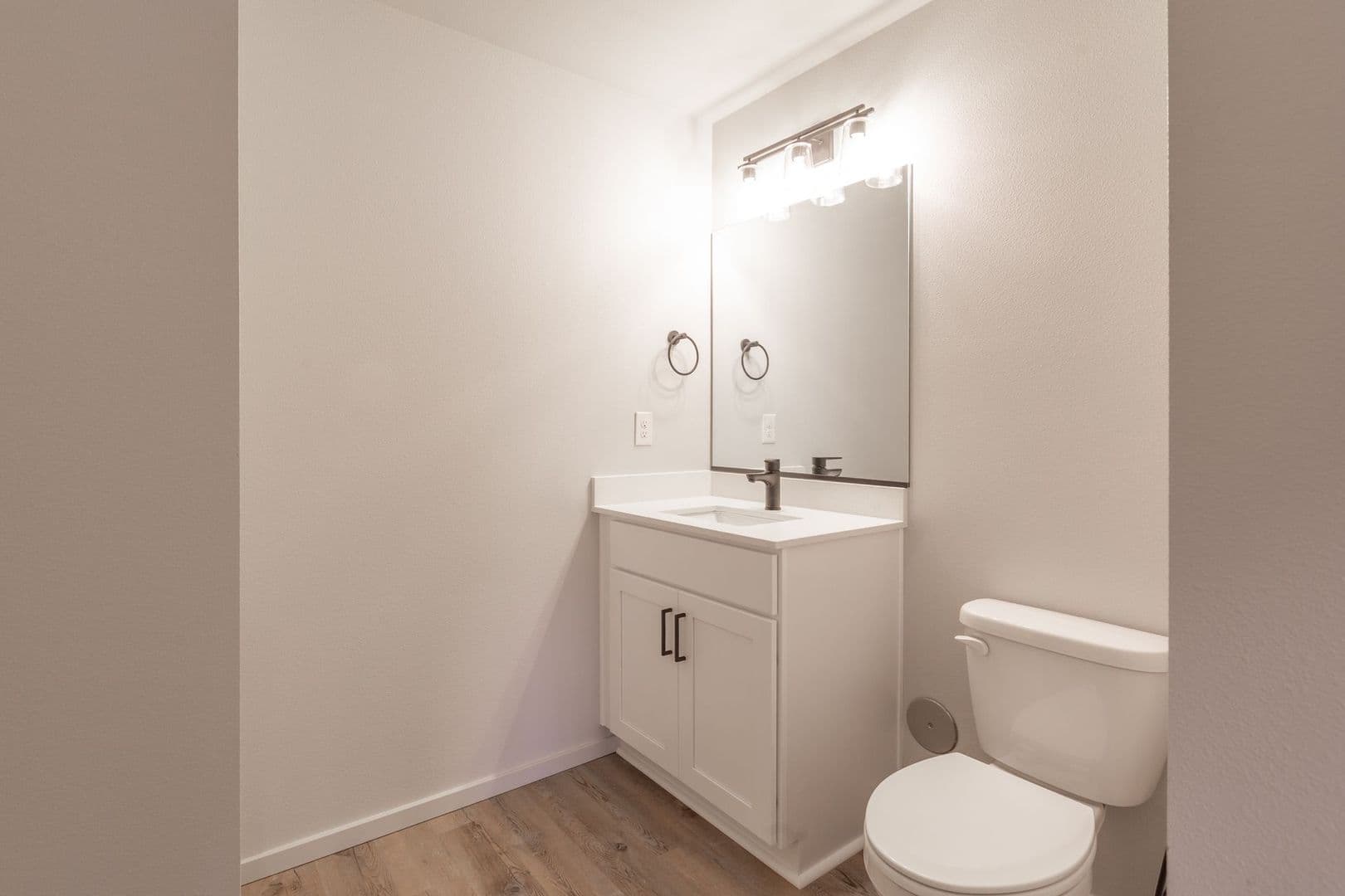 Vancouver Apartment: 4202 NE Morrow Rd.