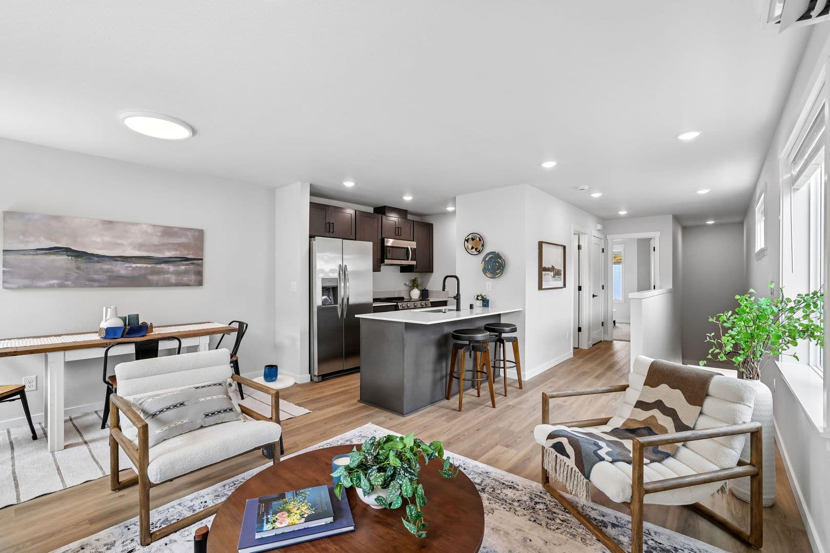 Vancouver Apartment: 6807 NE 15th