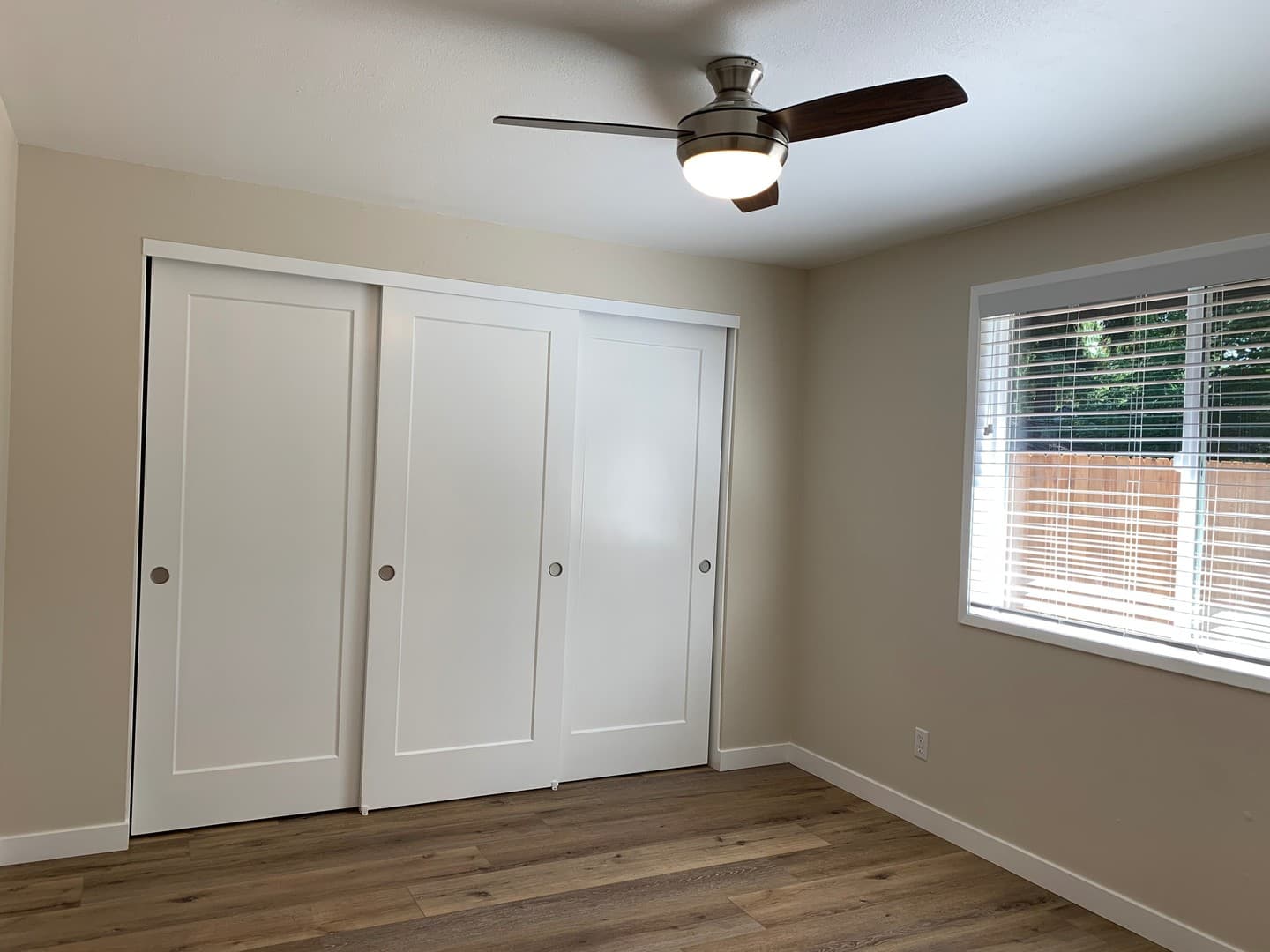 Vancouver Apartment: 1004 & 1006 NE 143rd Ave