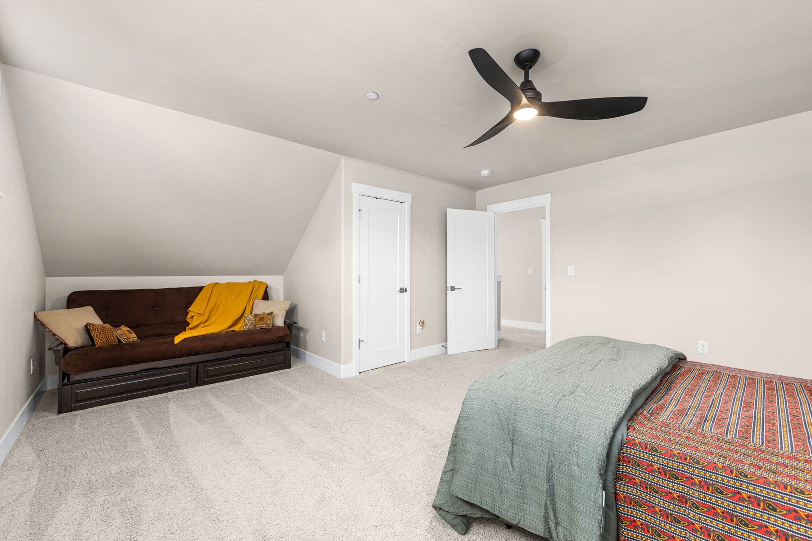 Camas House: 1776 NW Rolling Hills Dr