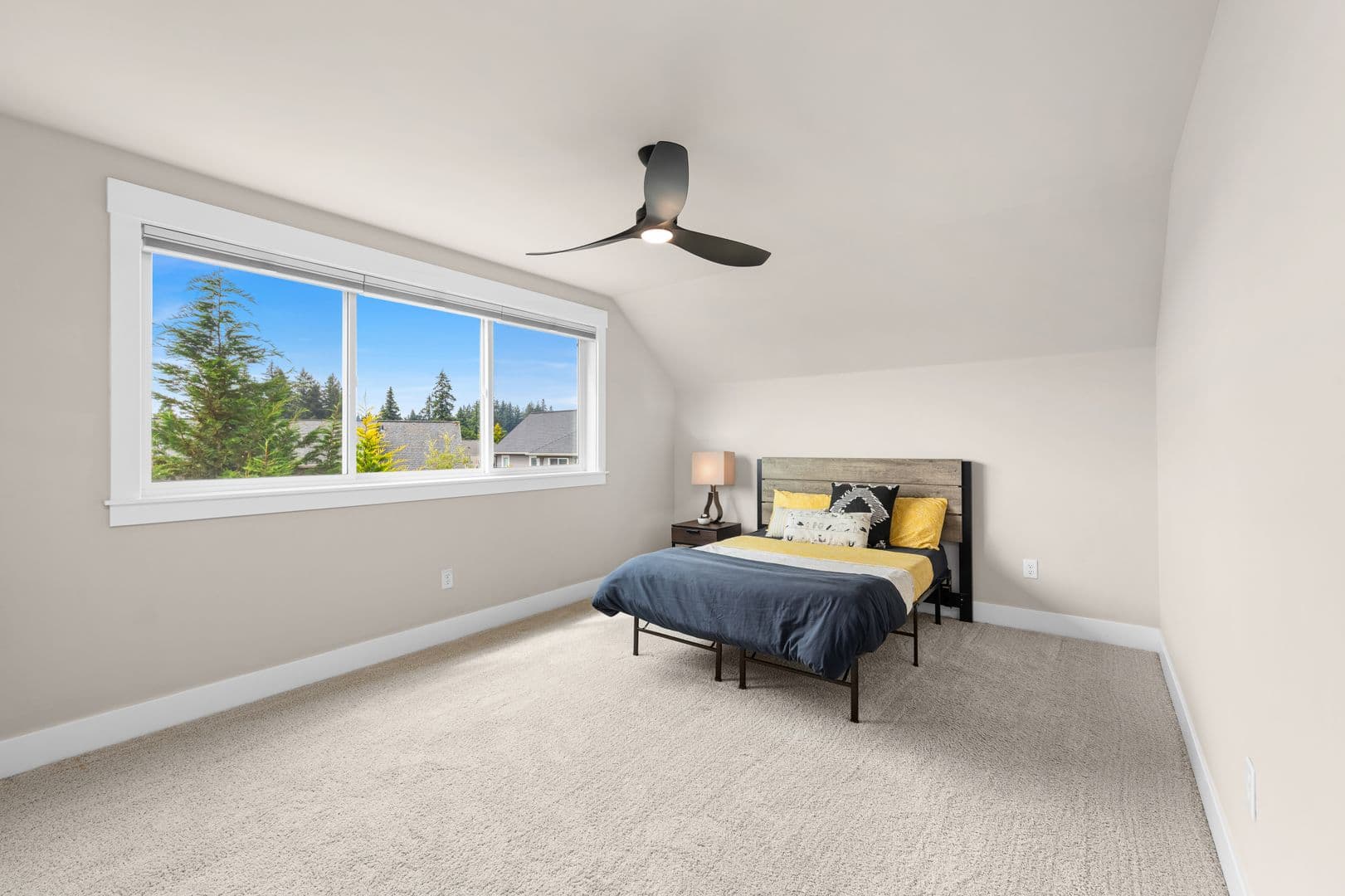 Camas House: 1776 NW Rolling Hills Dr