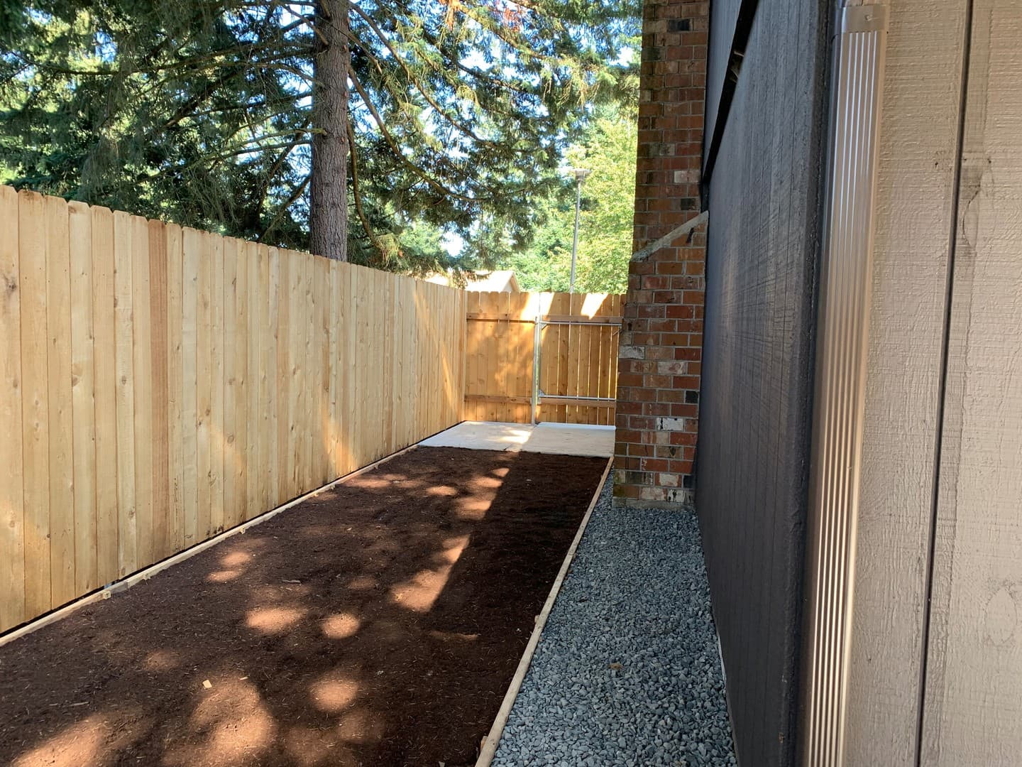 Vancouver Apartment: 1004 & 1006 NE 143rd Ave