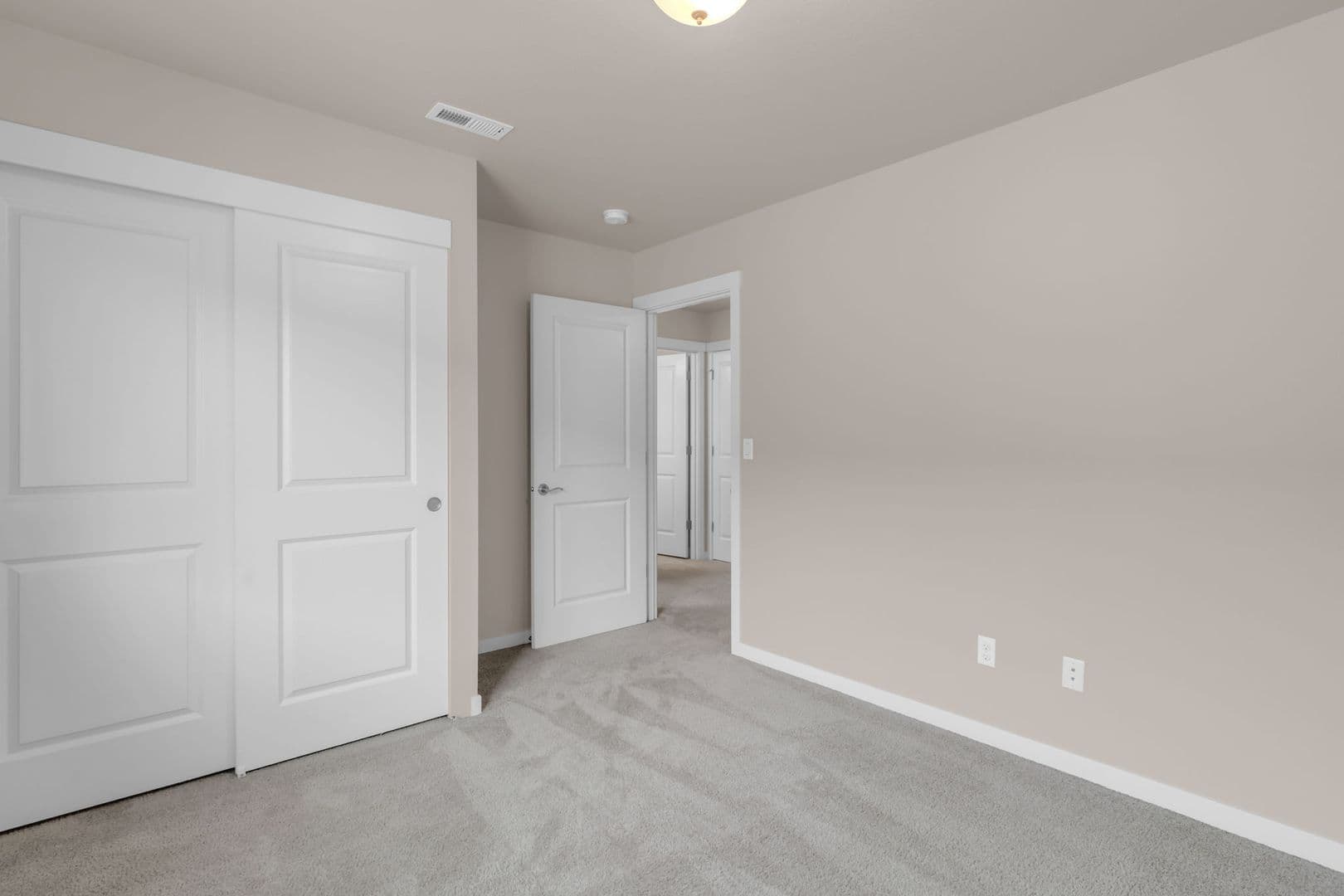 Vancouver House: 1322 NE 82nd Drive