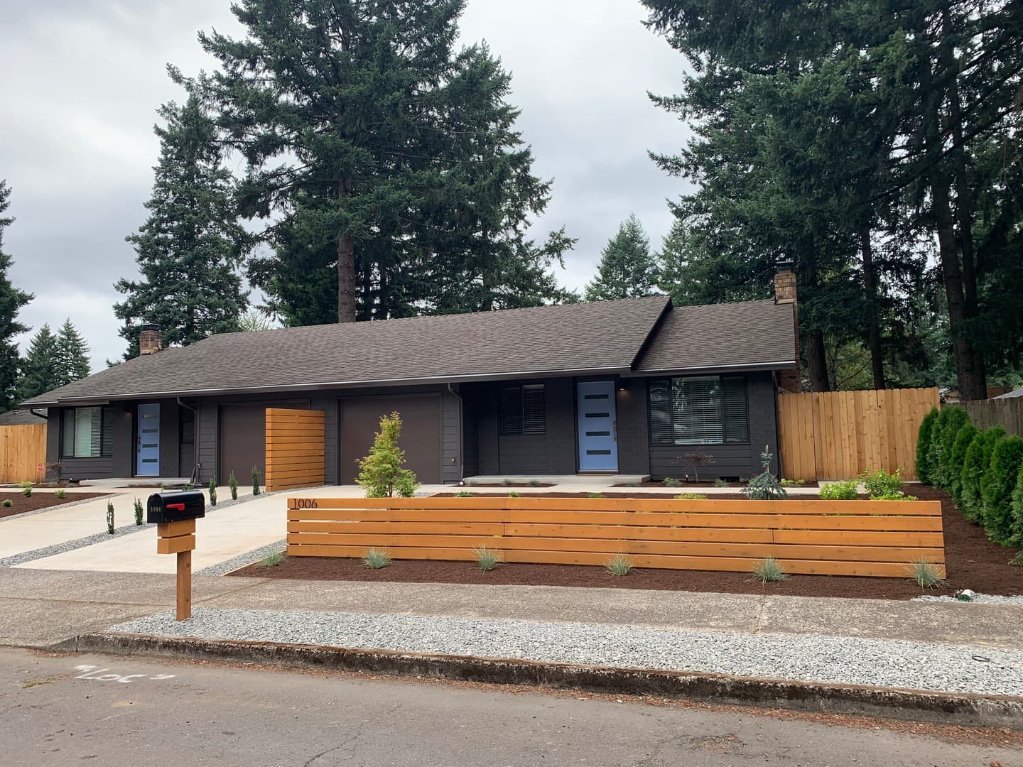 Vancouver Apartment: 1004 & 1006 NE 143rd Ave