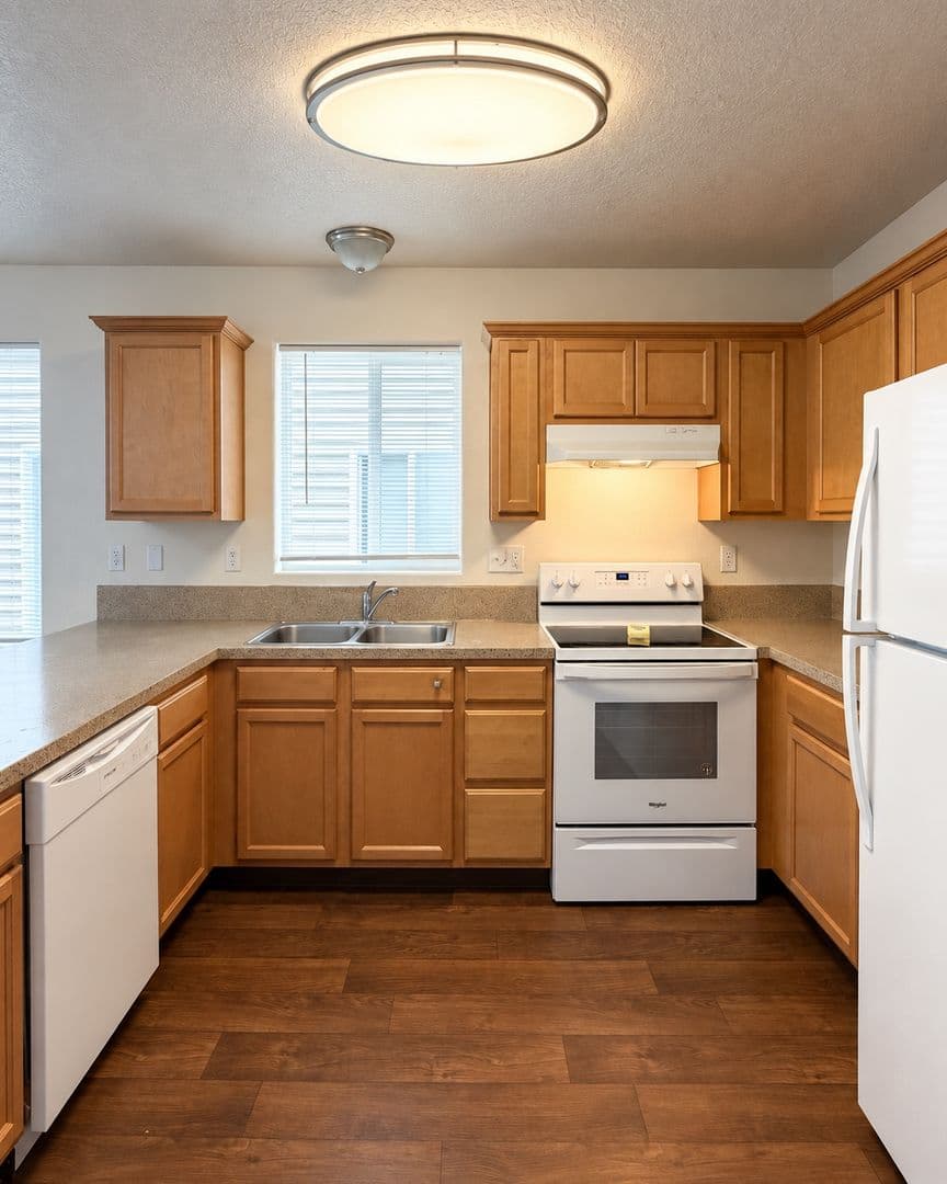 Portland Apartment: 12200 SE Ramona Street