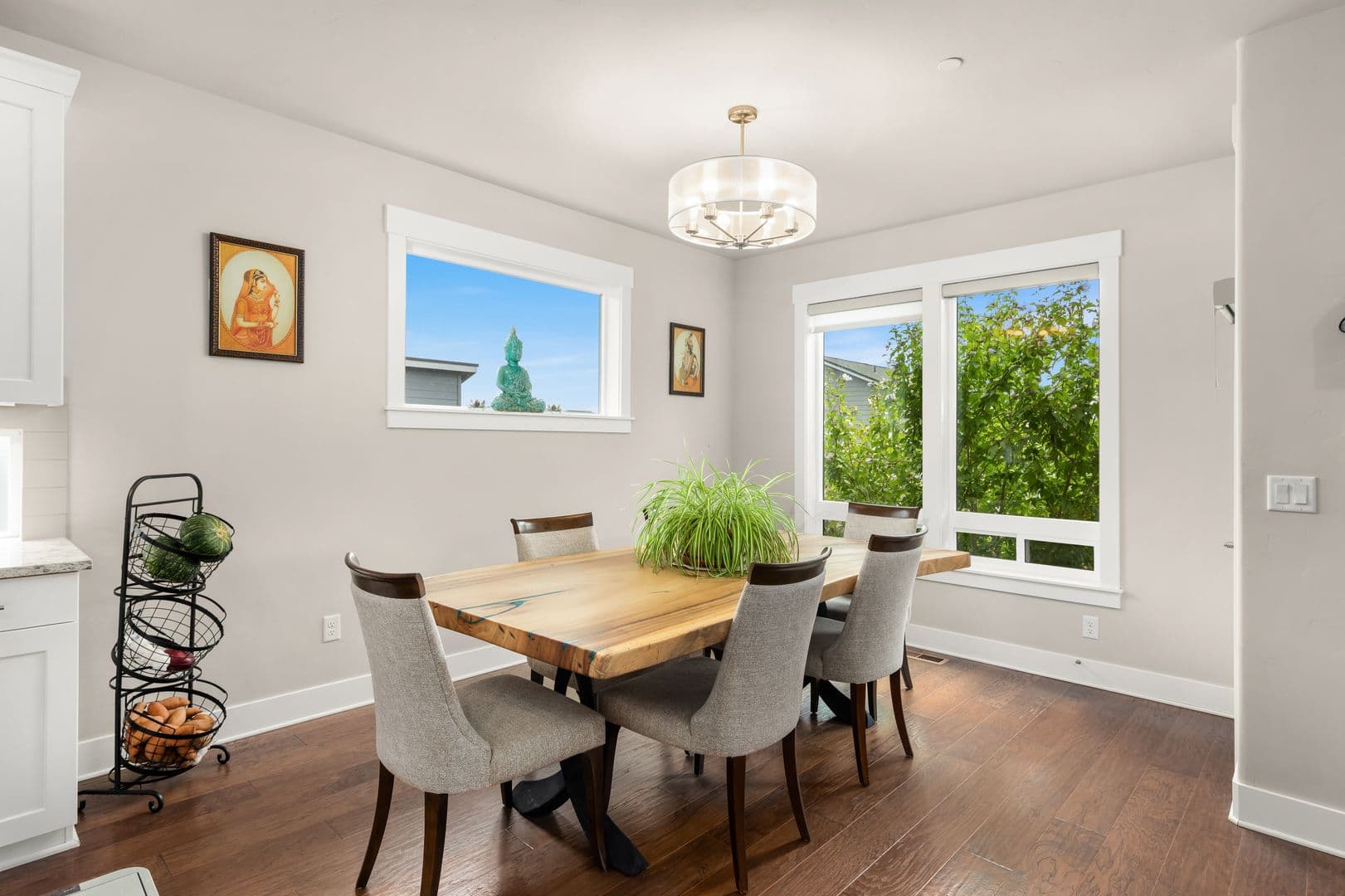 Camas House: 1776 NW Rolling Hills Dr