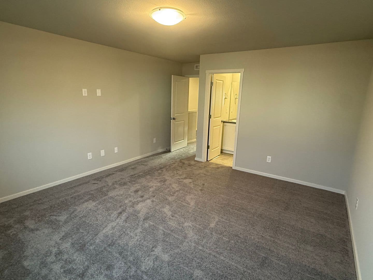 Woodburn House: 2466 Sawtelle Dr