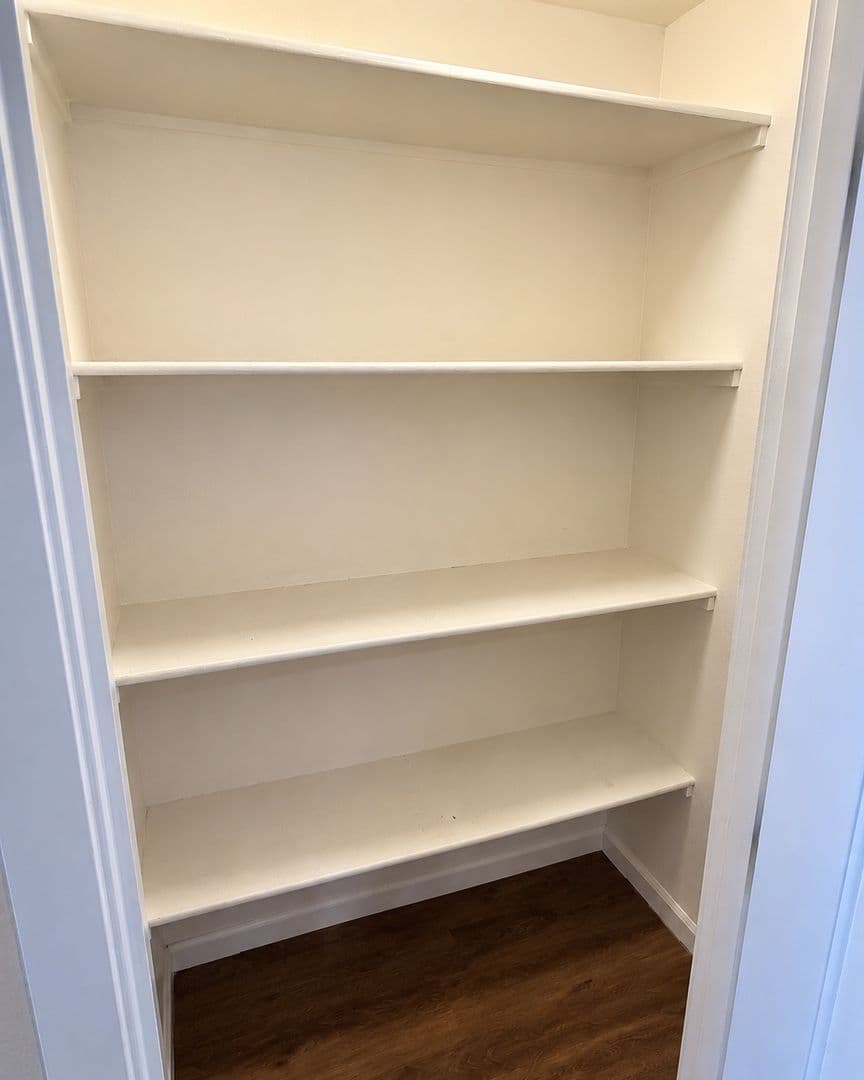 Vancouver Apartment: 9700-9816  NE 76th Way