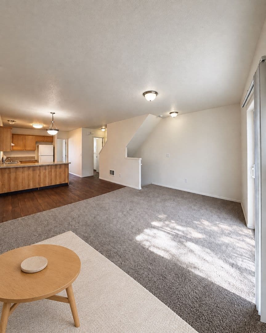 Portland Apartment: 12200 SE Ramona Street