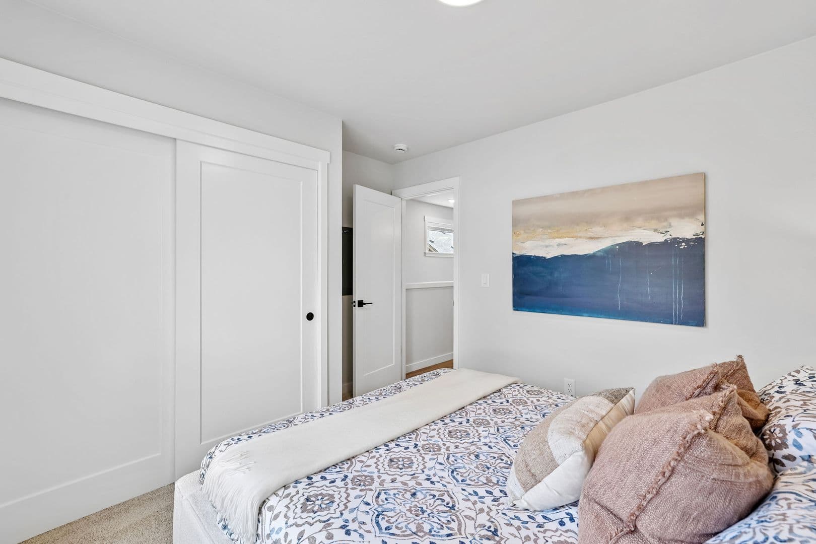 Vancouver Apartment: 6807 NE 15th