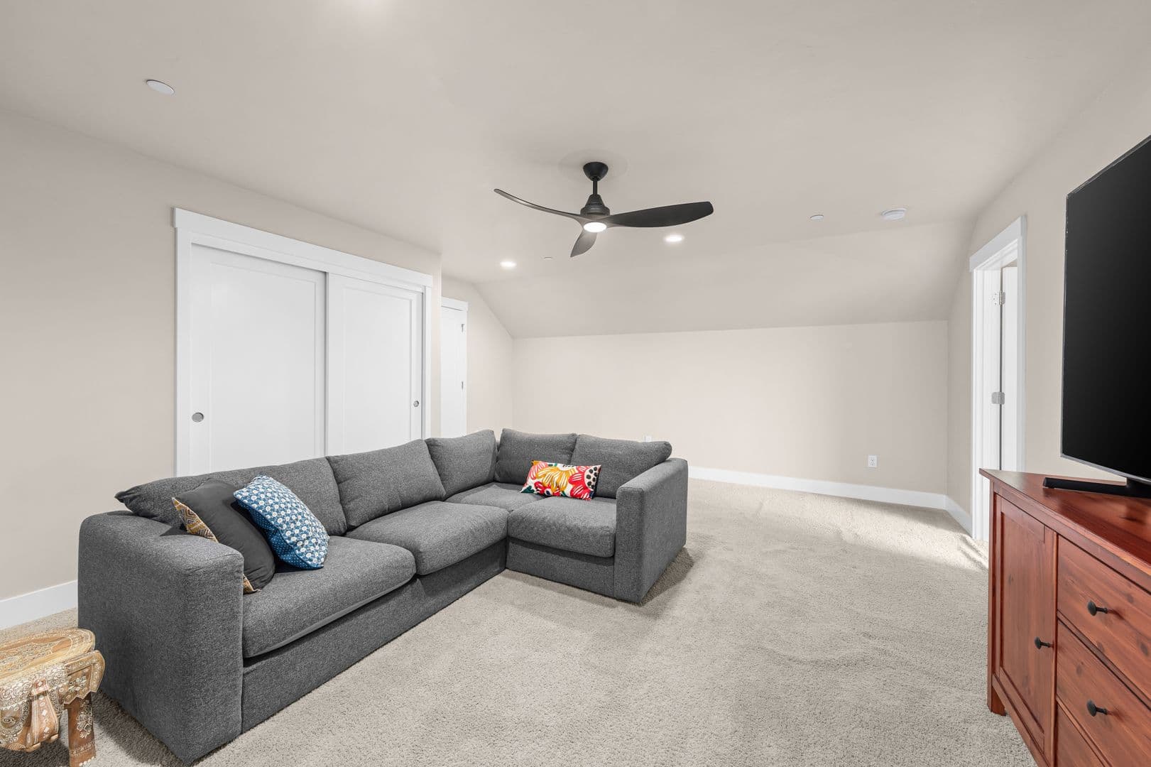 Camas House: 1776 NW Rolling Hills Dr
