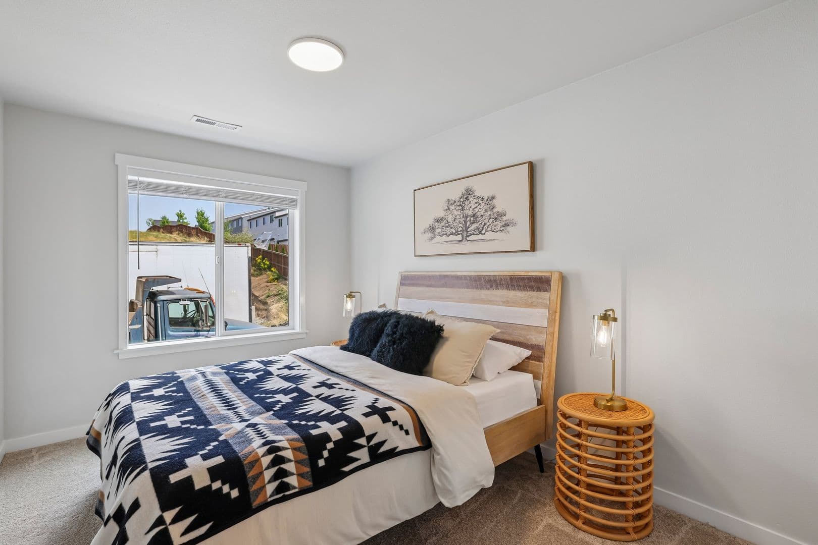 Vancouver Apartment: 6807 NE 15th