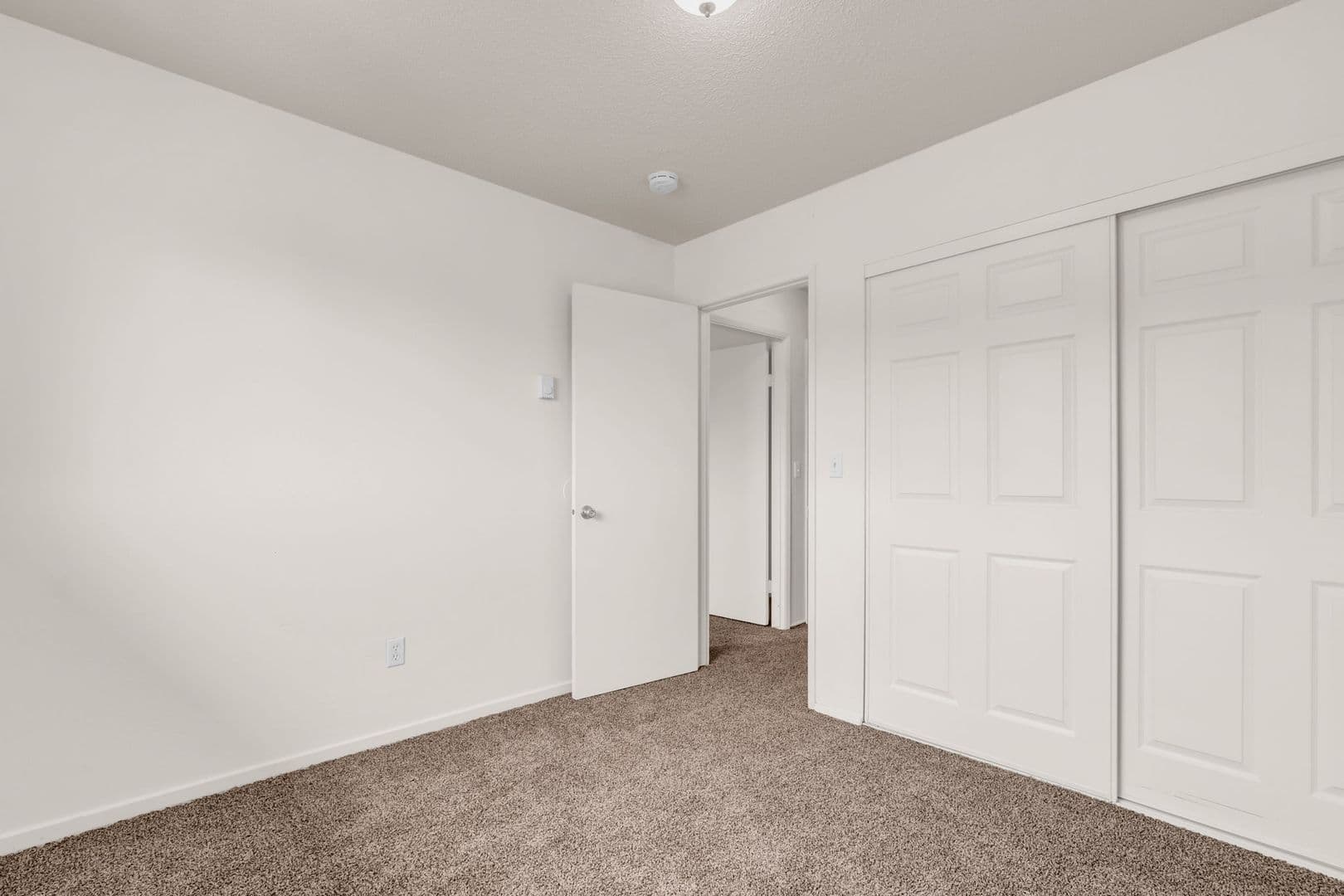 Gresham Apartment: 815 SE 223rd Ave