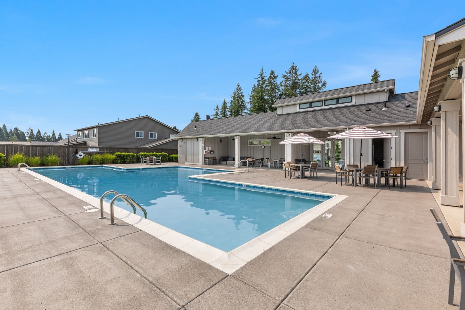 Camas House: 1776 NW Rolling Hills Dr