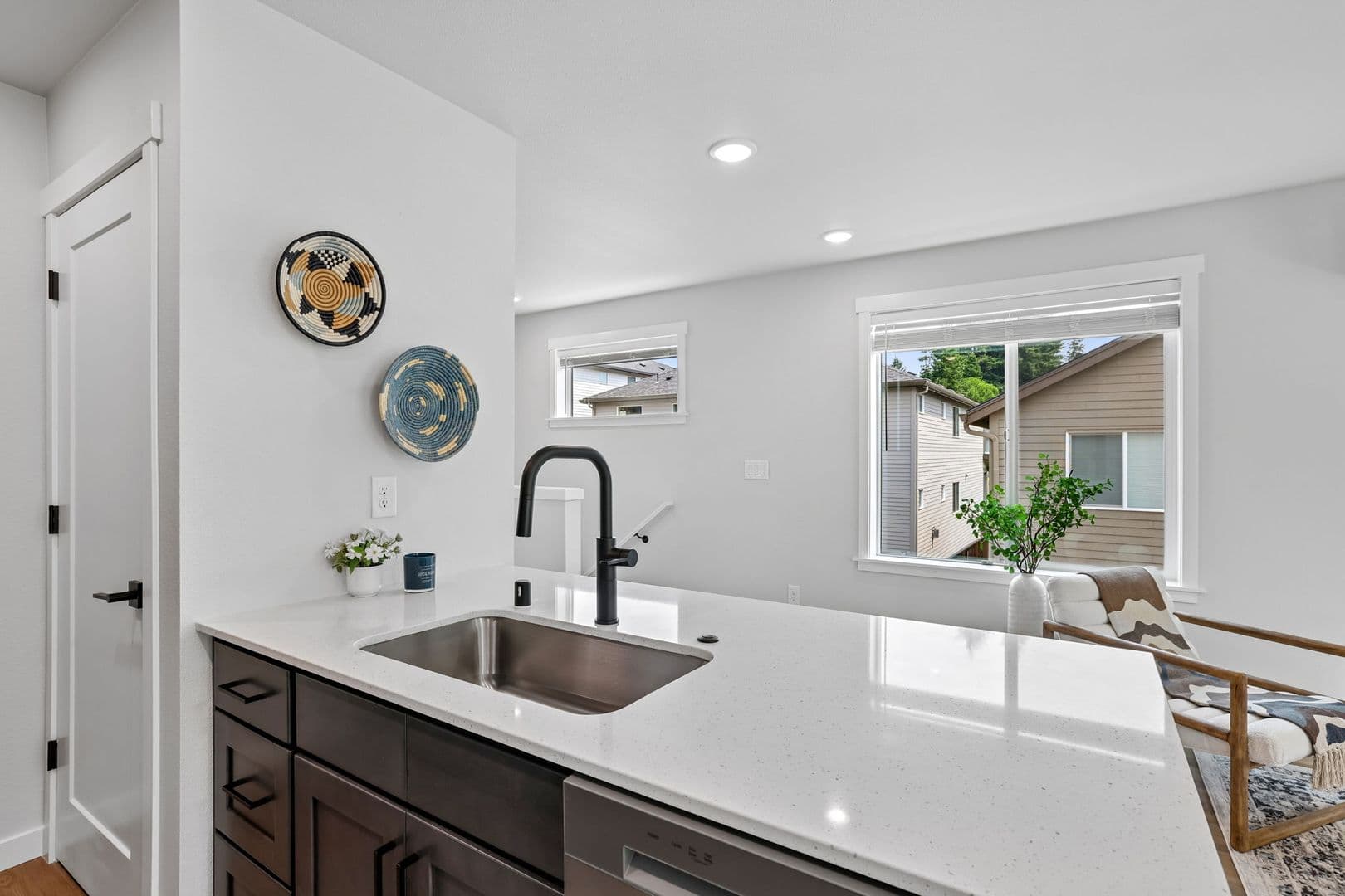 Vancouver Apartment: 6807 NE 15th