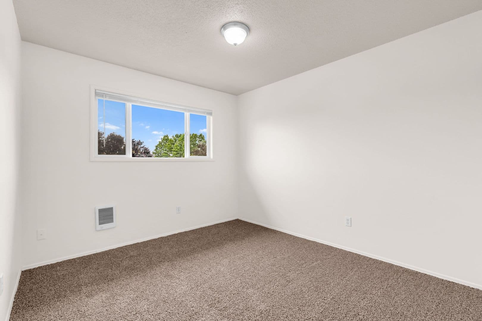Gresham Apartment: 815 SE 223rd Ave