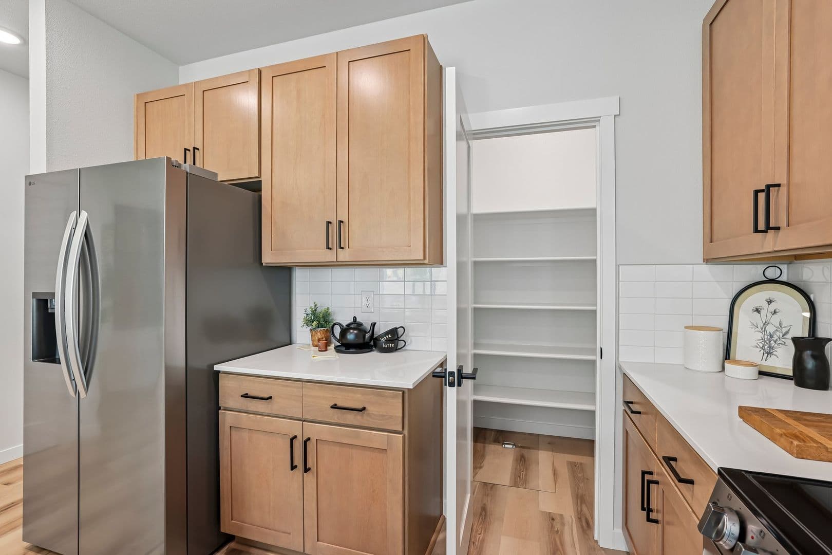Vancouver Apartment: 6807 NE 15th