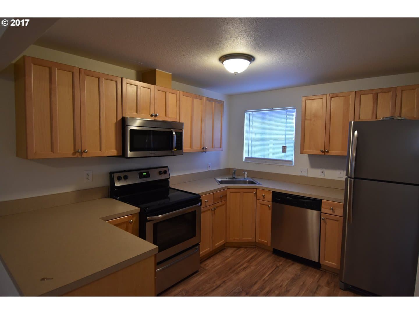 Vancouver Apartment: 3839 E 18th Street