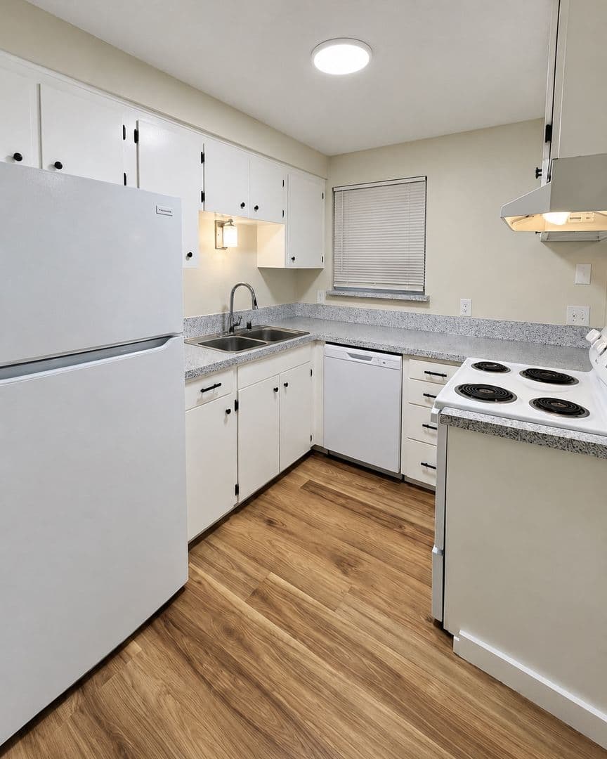 Vancouver Apartment: 1323 E Reserve Street