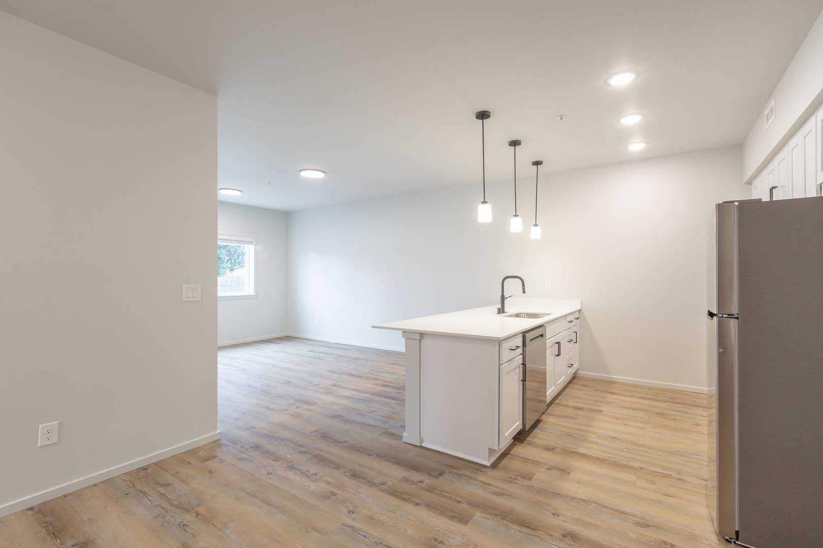 Vancouver Apartment: 4202 NE Morrow Rd.