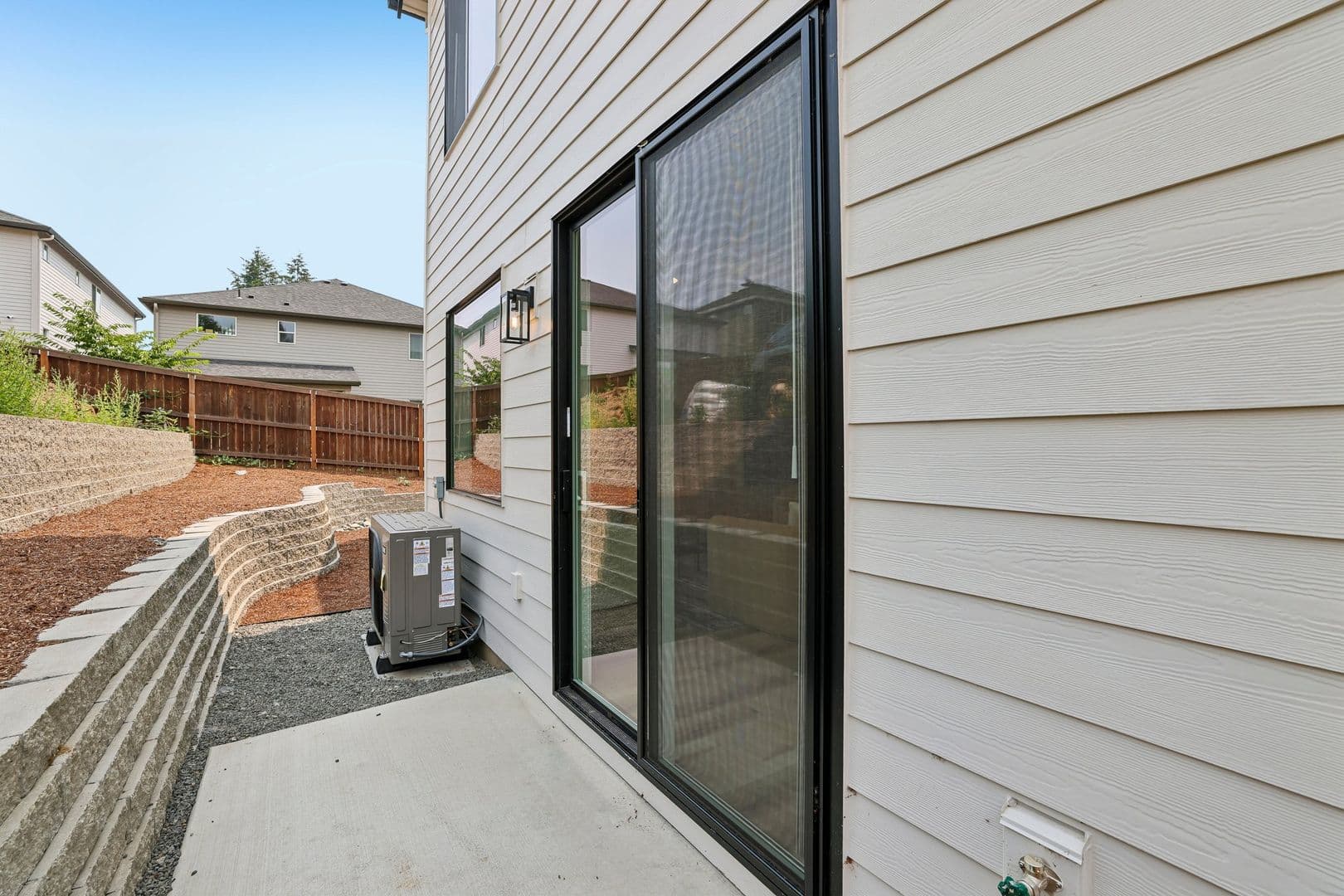Vancouver Apartment: 6807 NE 15th