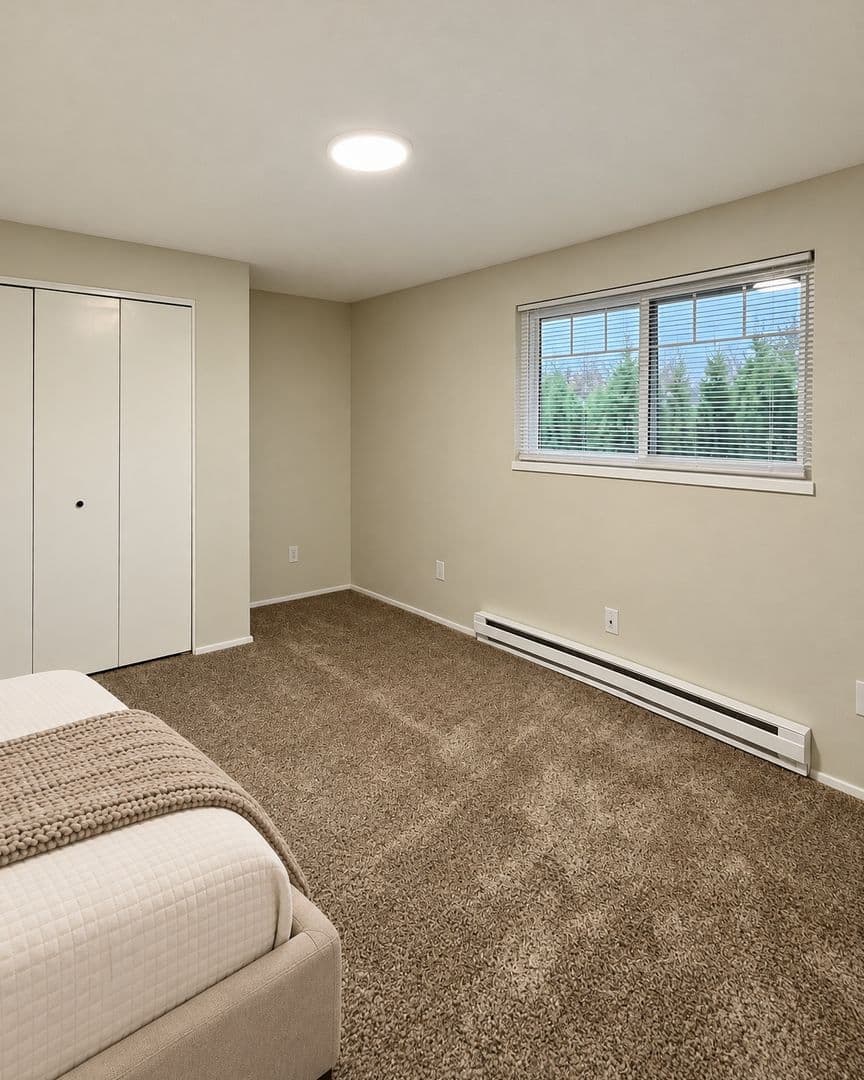 Vancouver Apartment: 1323 E Reserve Street