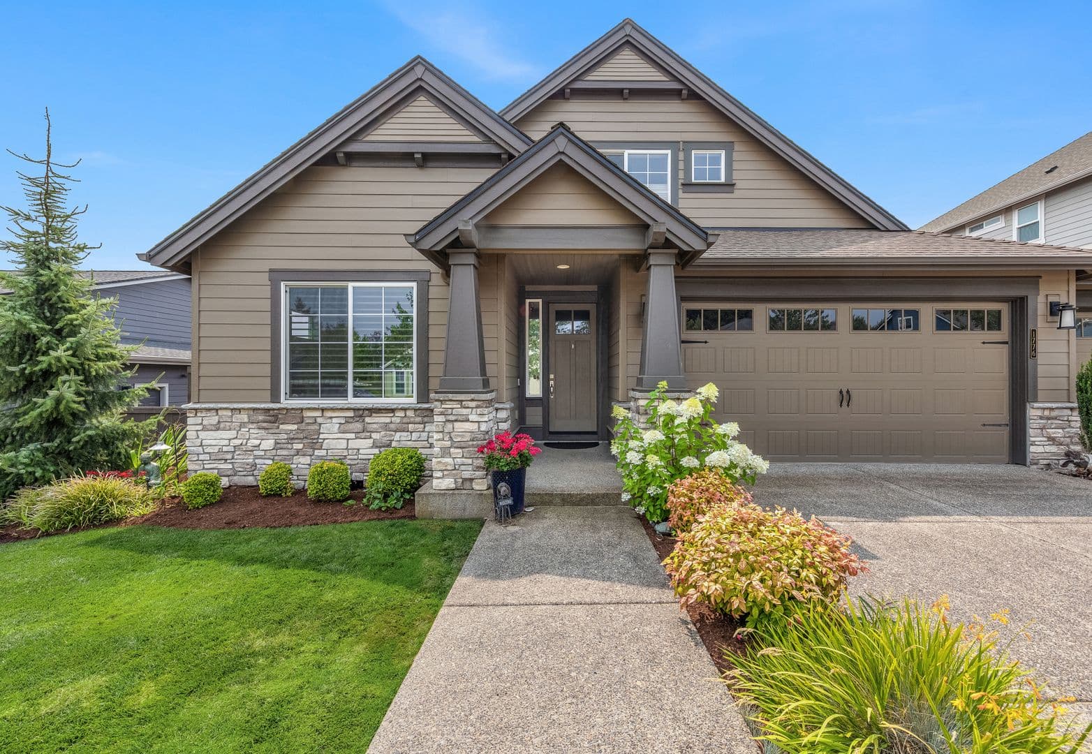 Camas House: 1776 NW Rolling Hills Dr