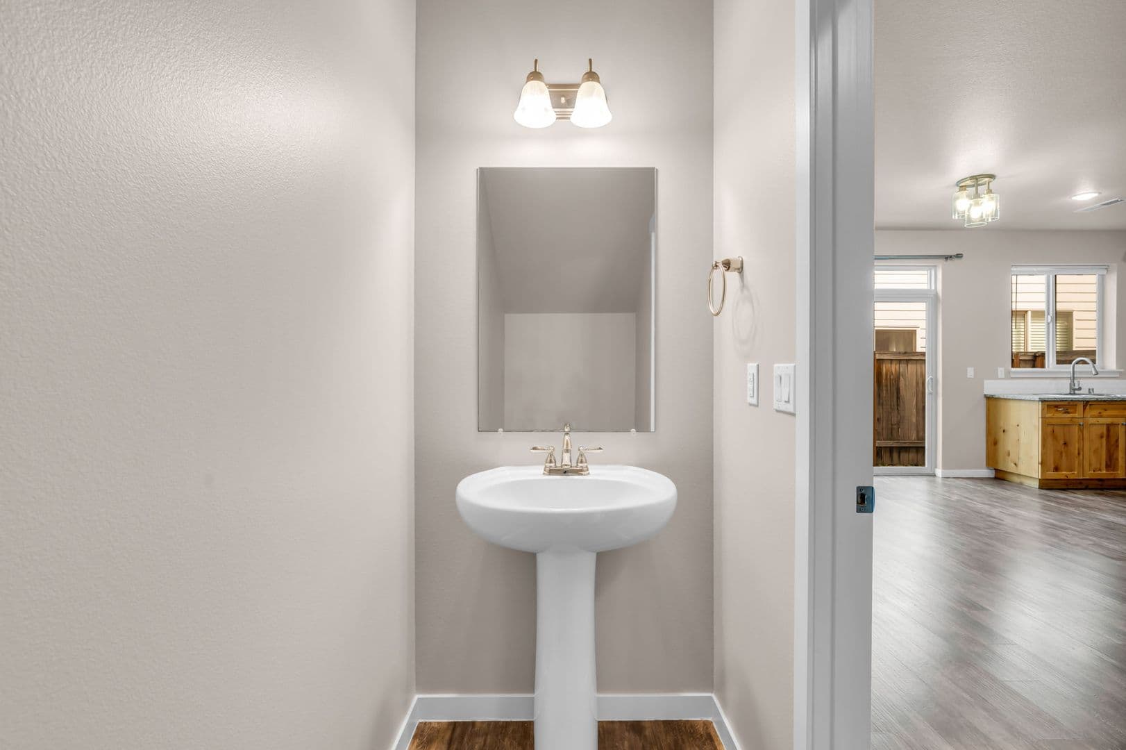 Vancouver House: 1322 NE 82nd Drive