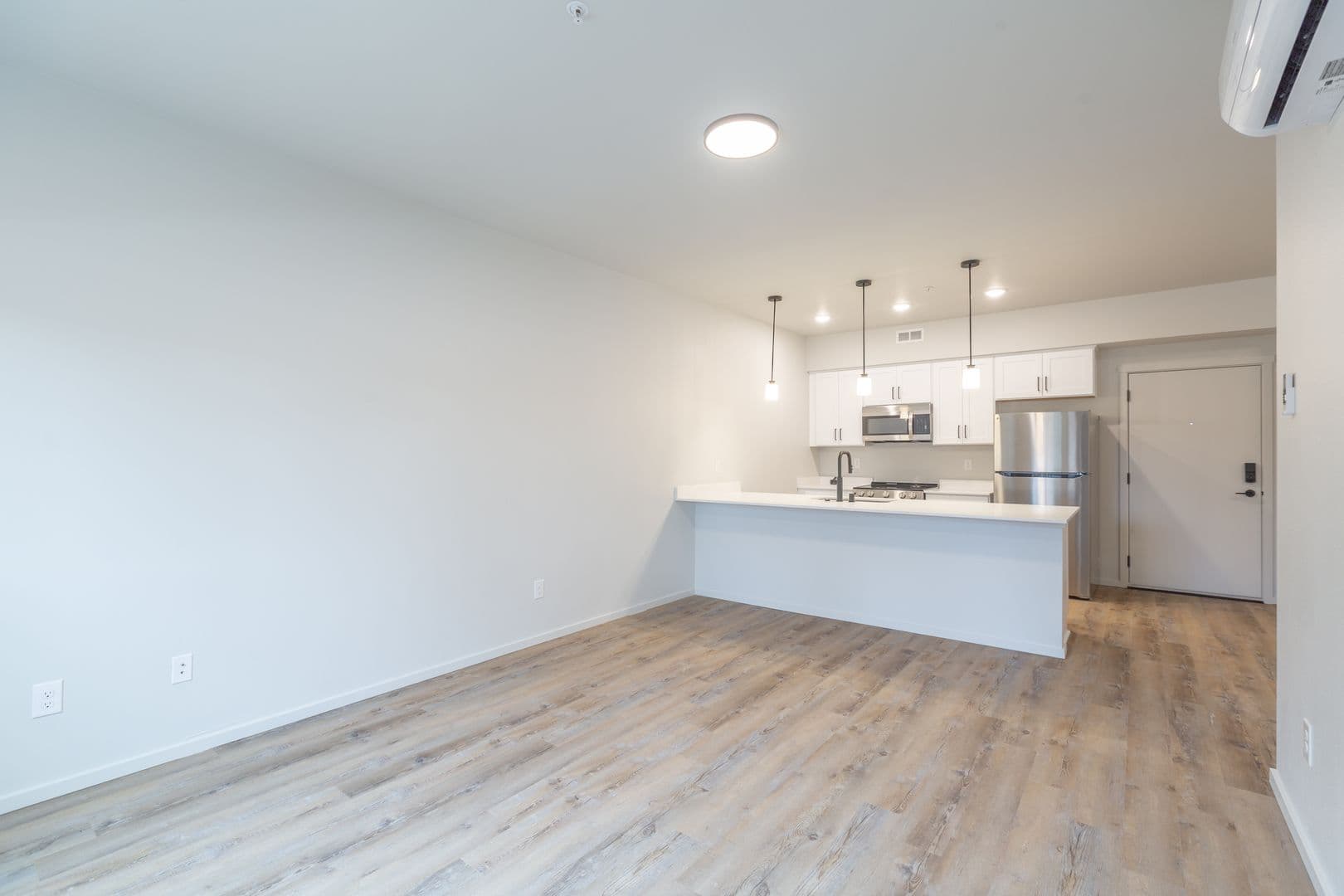 Vancouver Apartment: 4202 NE Morrow Rd.
