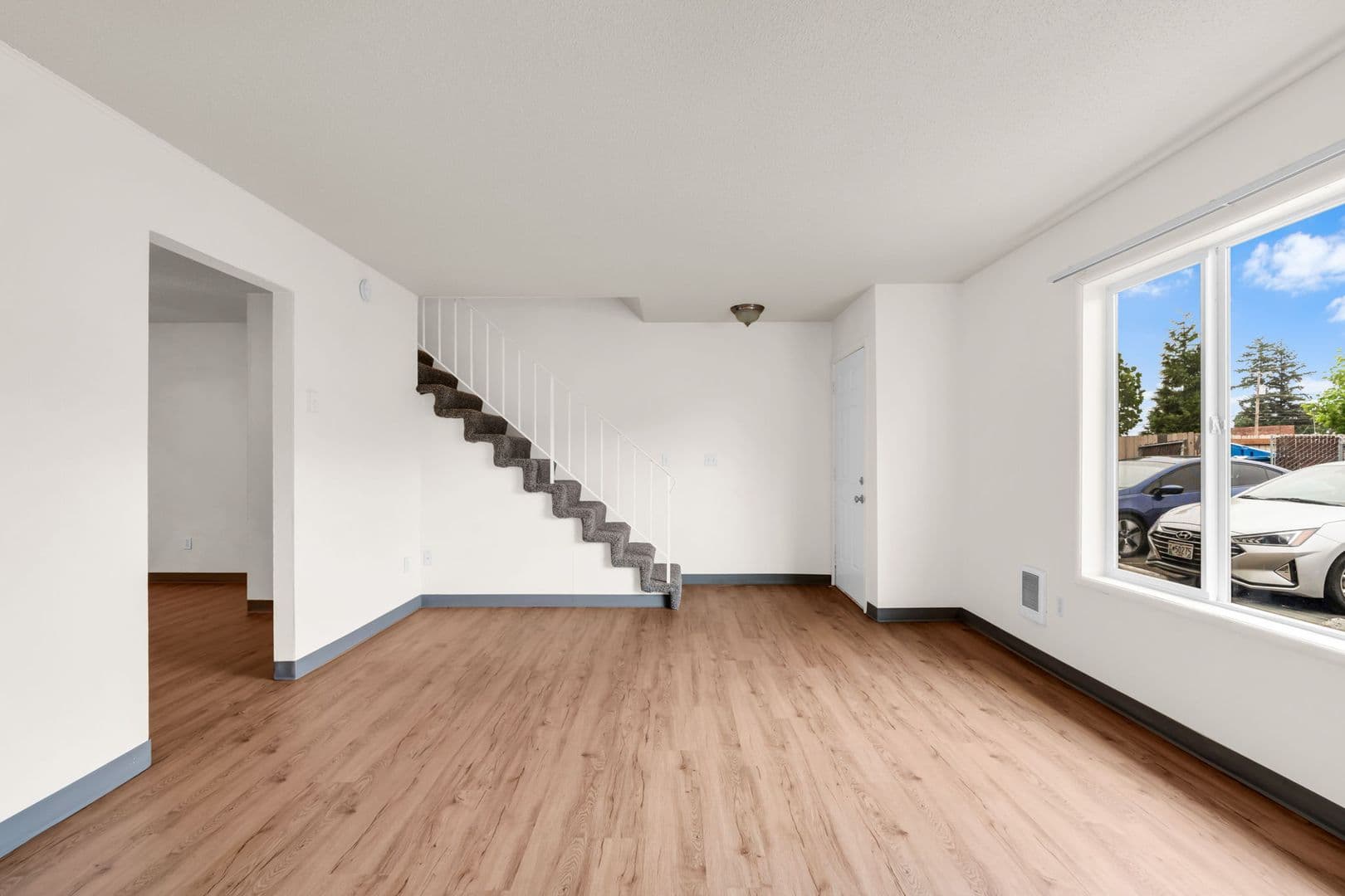 Gresham Apartment: 815 SE 223rd Ave