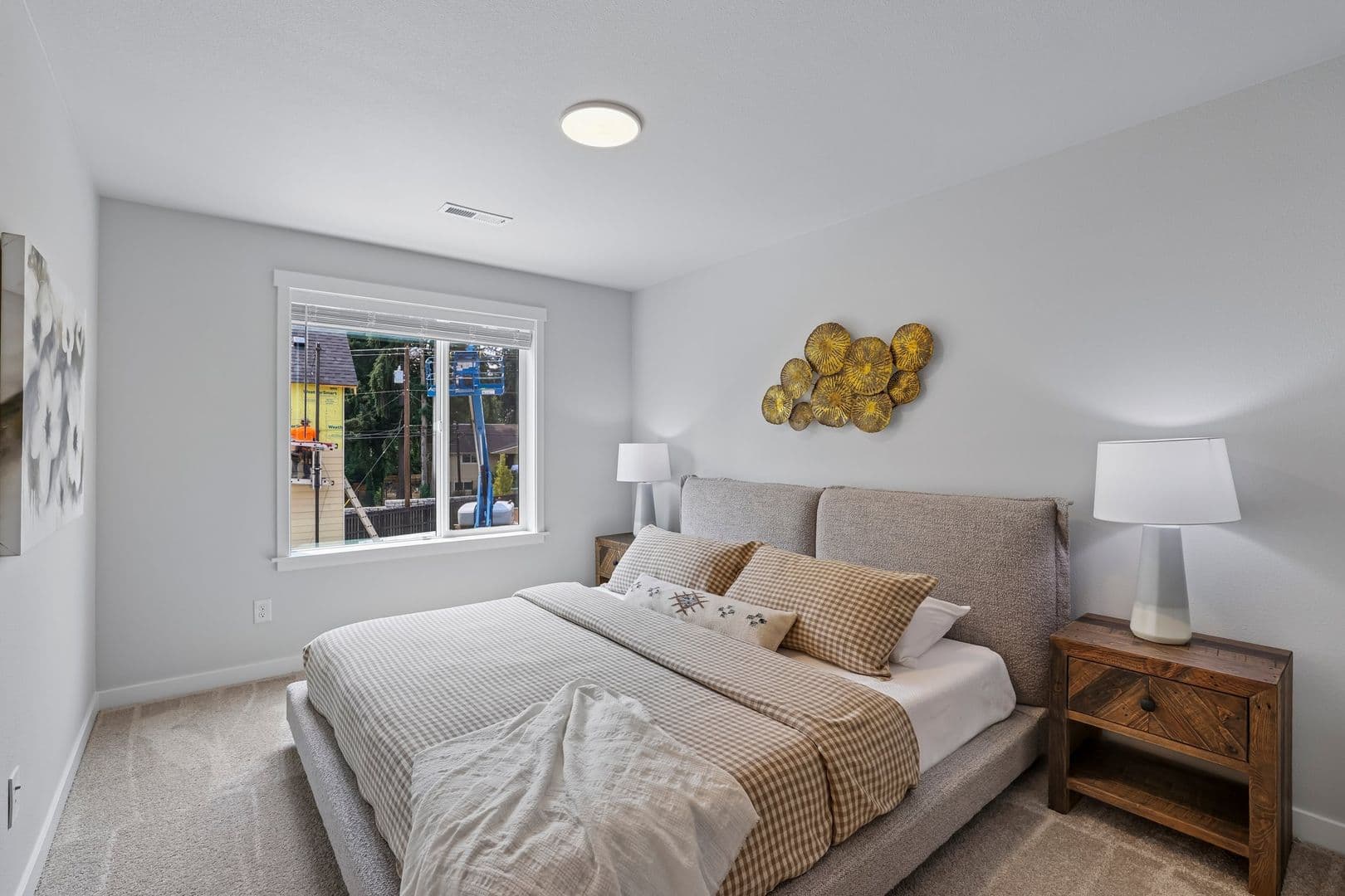 Vancouver Apartment: 6807 NE 15th